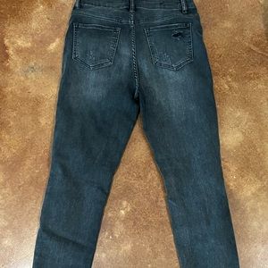 RISEN JEANS BLACK WASHED ONLY WORN ONCE
